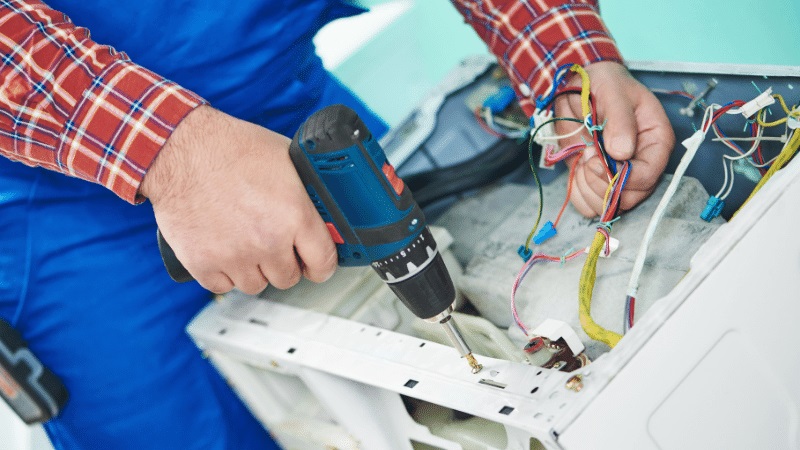 Bayrampaşa Siemens Siemens çamaşır makinesi kart tamiri – Su almama arızası orijinal parça ile giderildi. - Teknik servis örneği